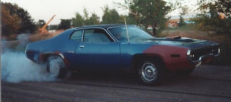 blue car.jpg