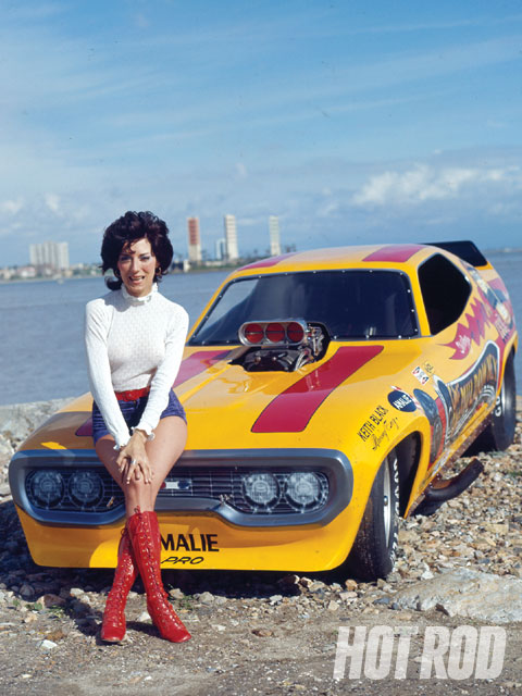 hrdp_0904_10_z+shirley_muldowney+funny_car.jpg