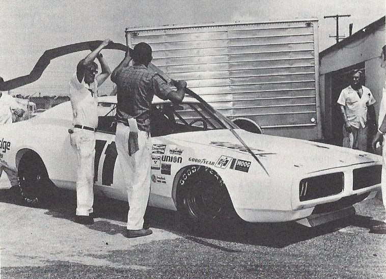 Buddy Baker 1971.jpg