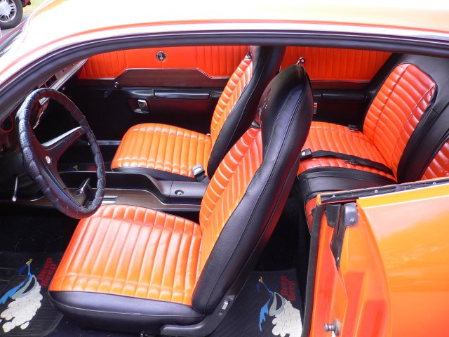 Restored interior 2007.jpg